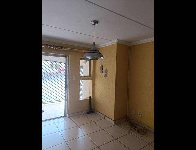 2 BEDROOM APARTMENT FOR SALE IN MEREDALE